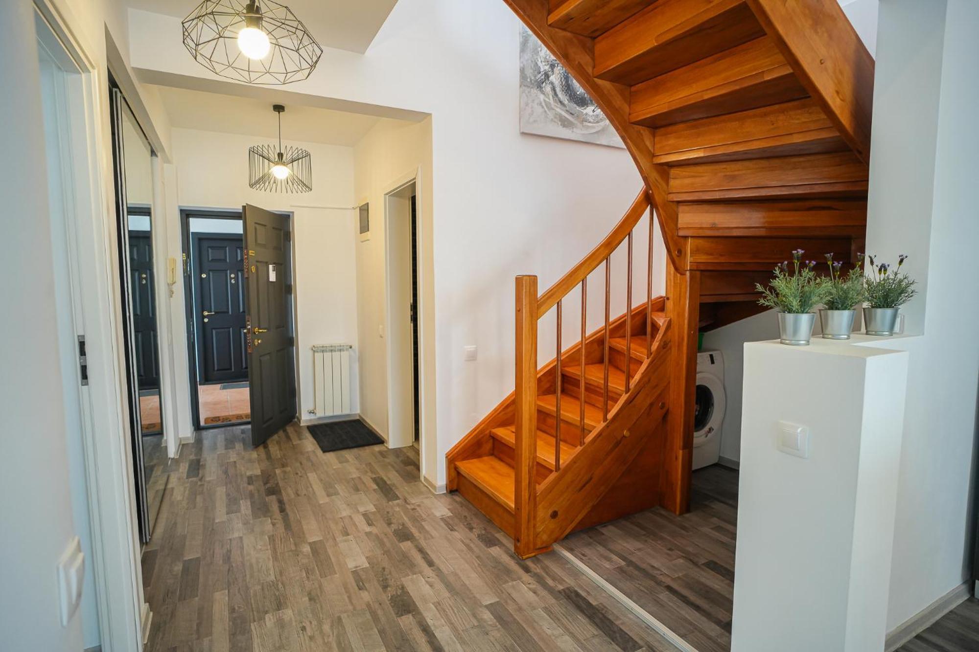 Penthouse With Huge Rooftop Terrace & City View Bukarest Exterior foto